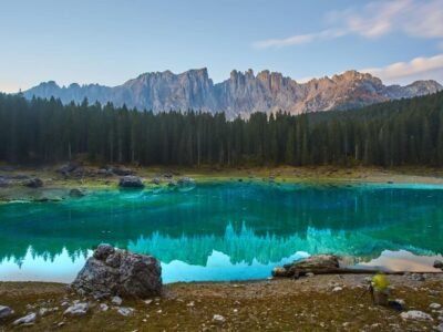 lago-carezza-lago-di-carezza-karersee-monte-latemar-provincia-bolzano-tirol-sur-italia (1)