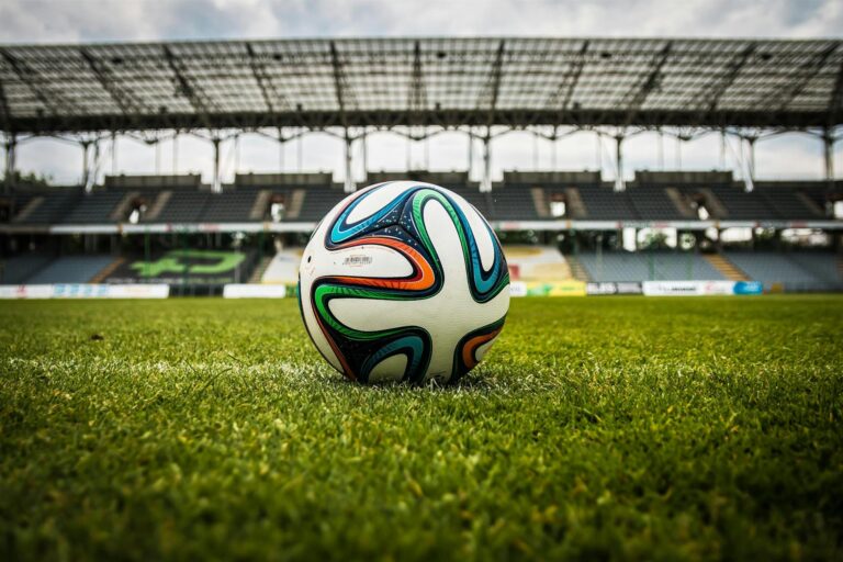 Cómo viajar a España para el Mundial de Fútbol- Visados y Extranjería Beltra